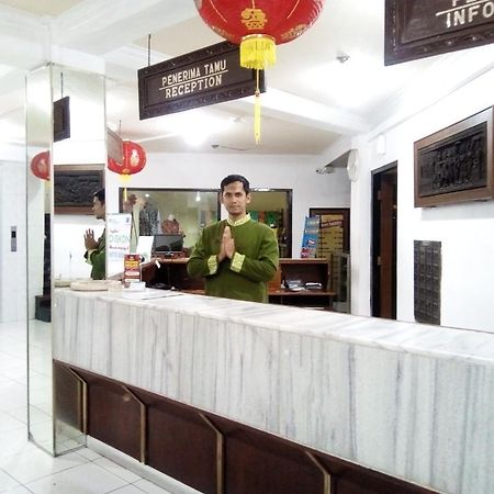 מדיון Hotel Merdeka מראה חיצוני תמונה