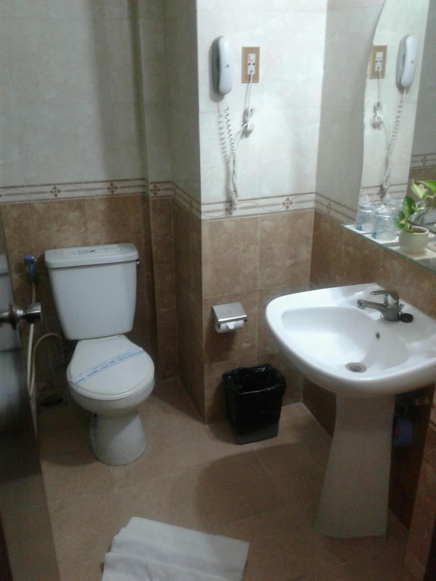 מדיון Hotel Merdeka מראה חיצוני תמונה