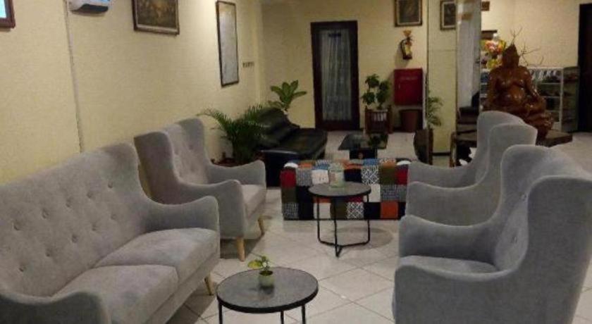 מדיון Hotel Merdeka מראה חיצוני תמונה