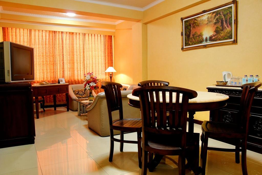 מדיון Hotel Merdeka מראה חיצוני תמונה