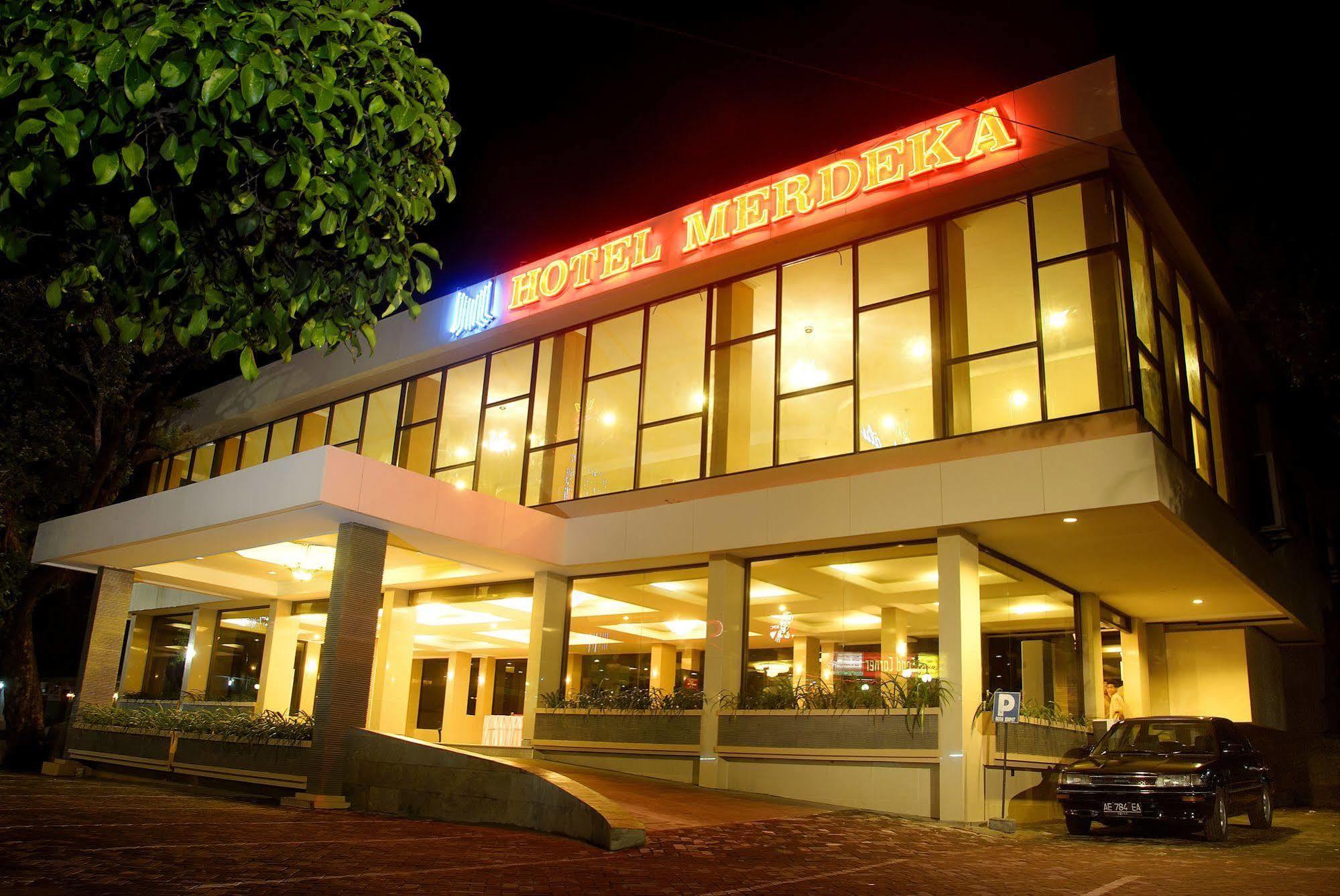 מדיון Hotel Merdeka מראה חיצוני תמונה
